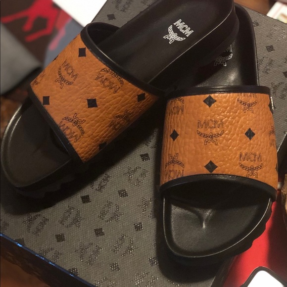 mcm slides for women